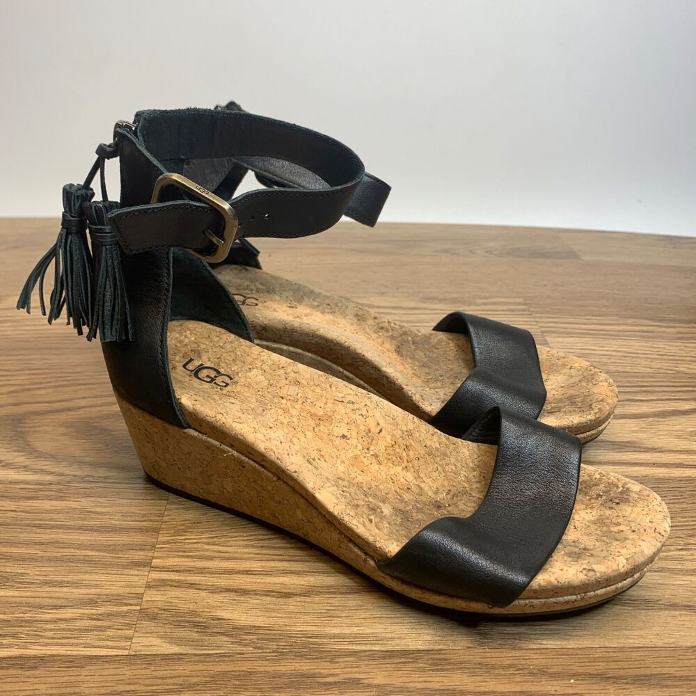 UGG Women's Careena Sandals Leather Wedge Heel Comfort Size 9 EU 40